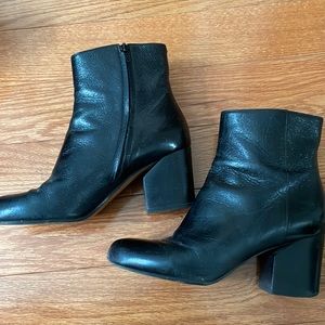 Margiela black boots sz39